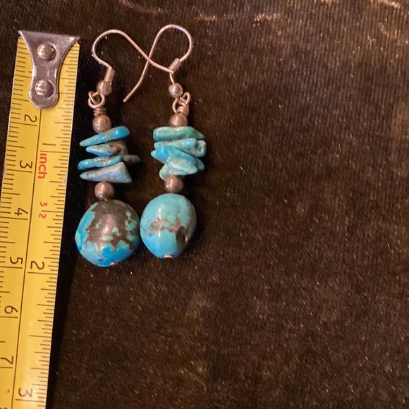 Navajo dangling Natural turquoise nugget - Picture 6 of 6